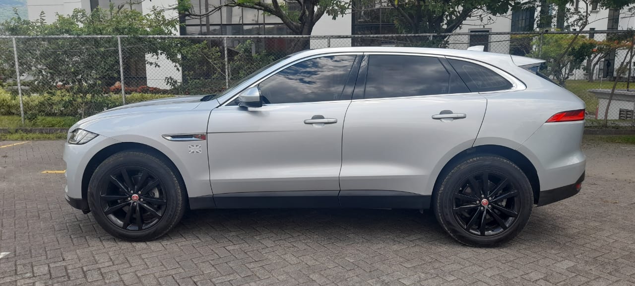 Jaguar F-Pace Prestige