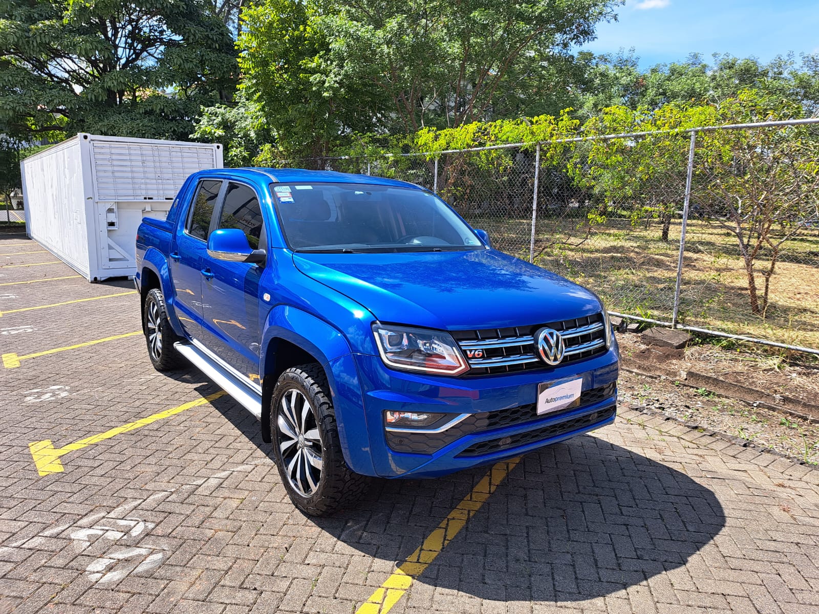 WOLKSWAGEN AMAROK