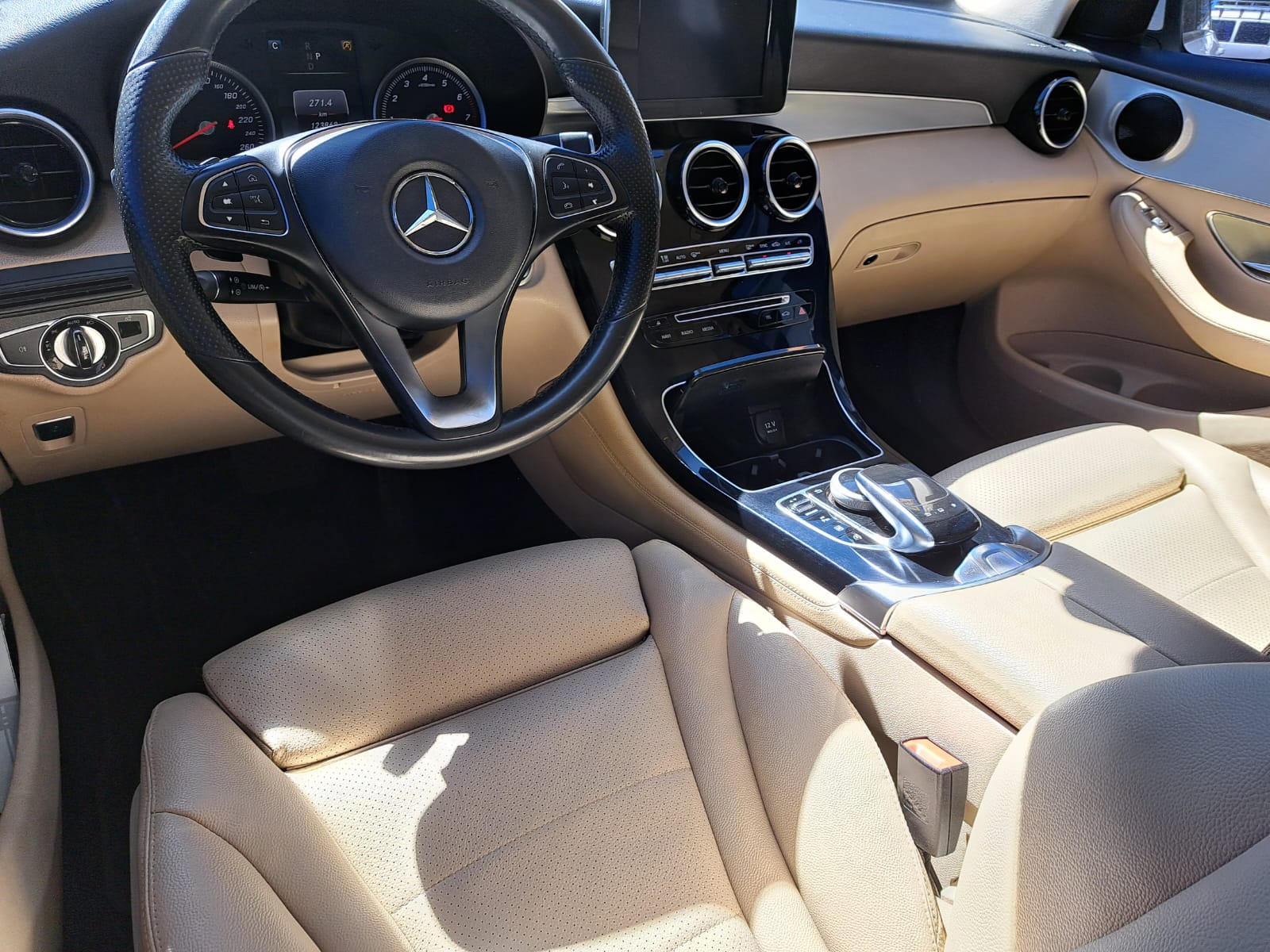 MERCEDES BENZ GLC250