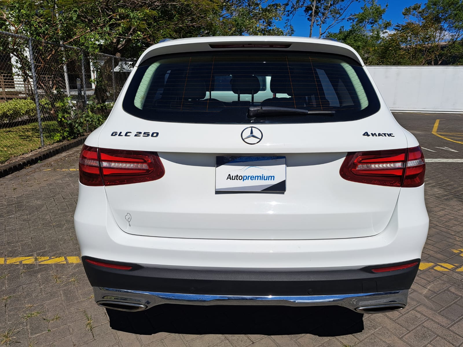 MERCEDES BENZ GLC250