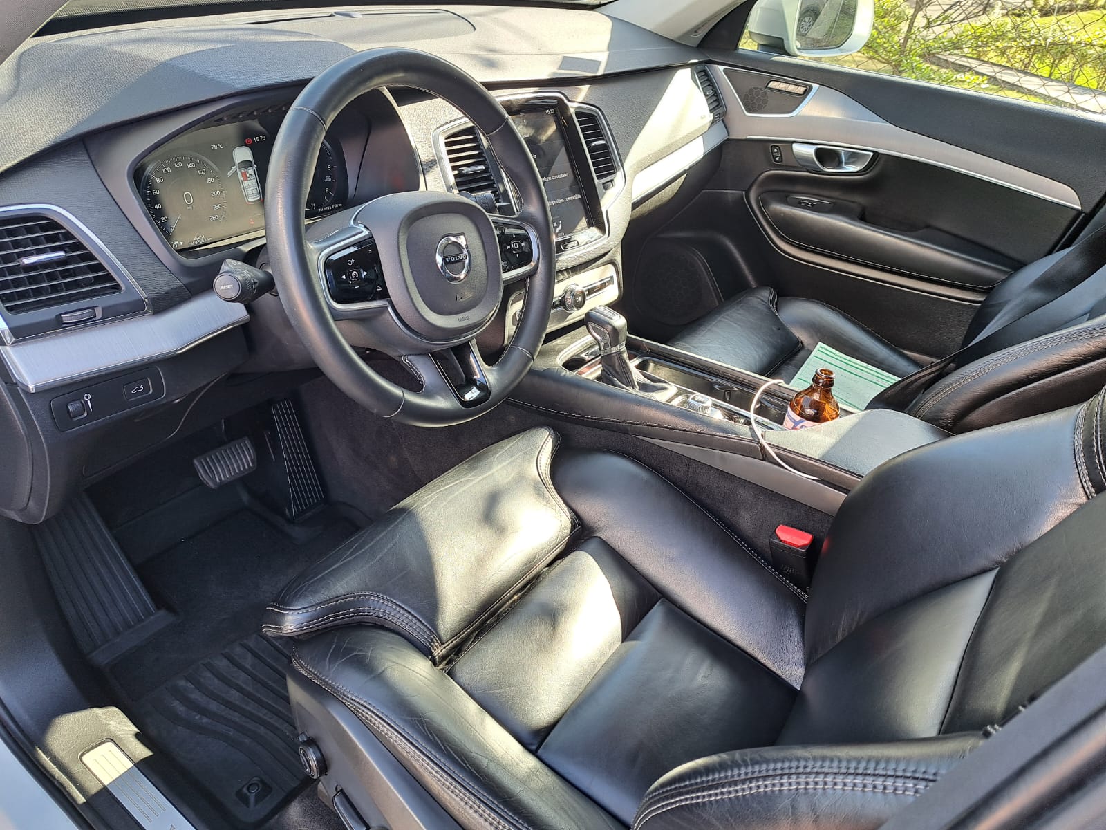 VOLVO XC90 D5 MOMENTUM