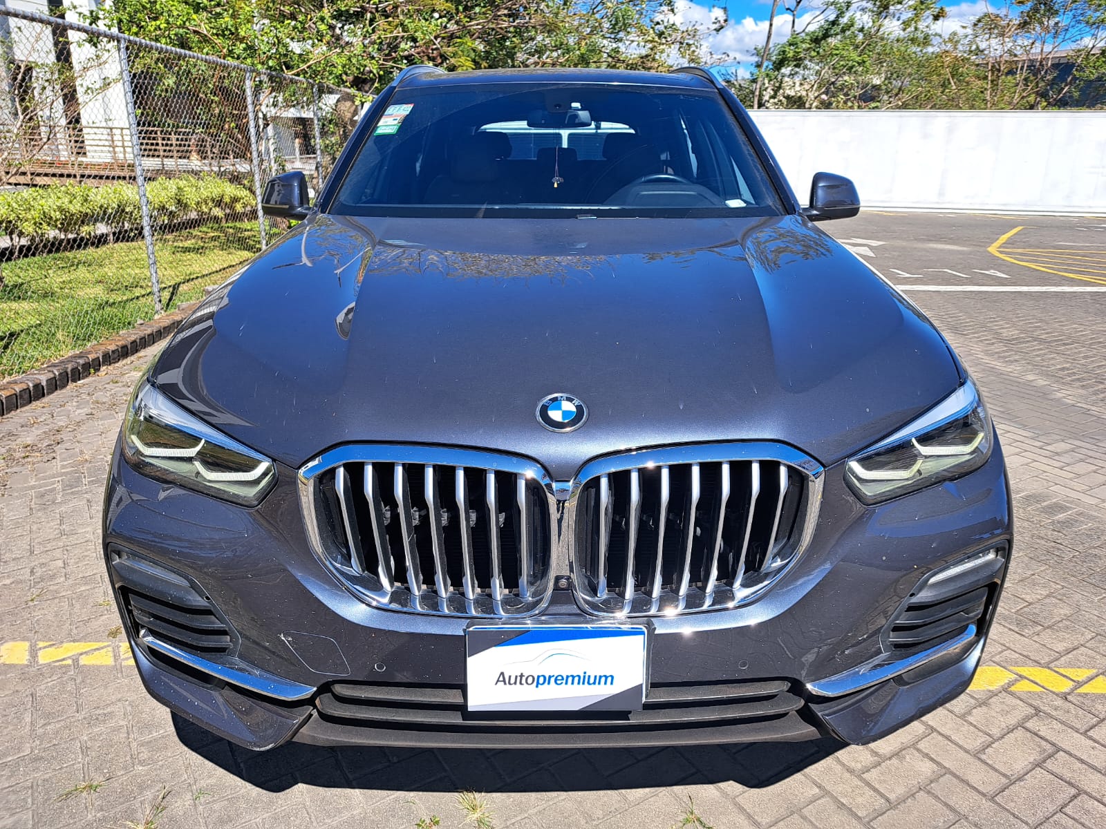 BMW X5 40i