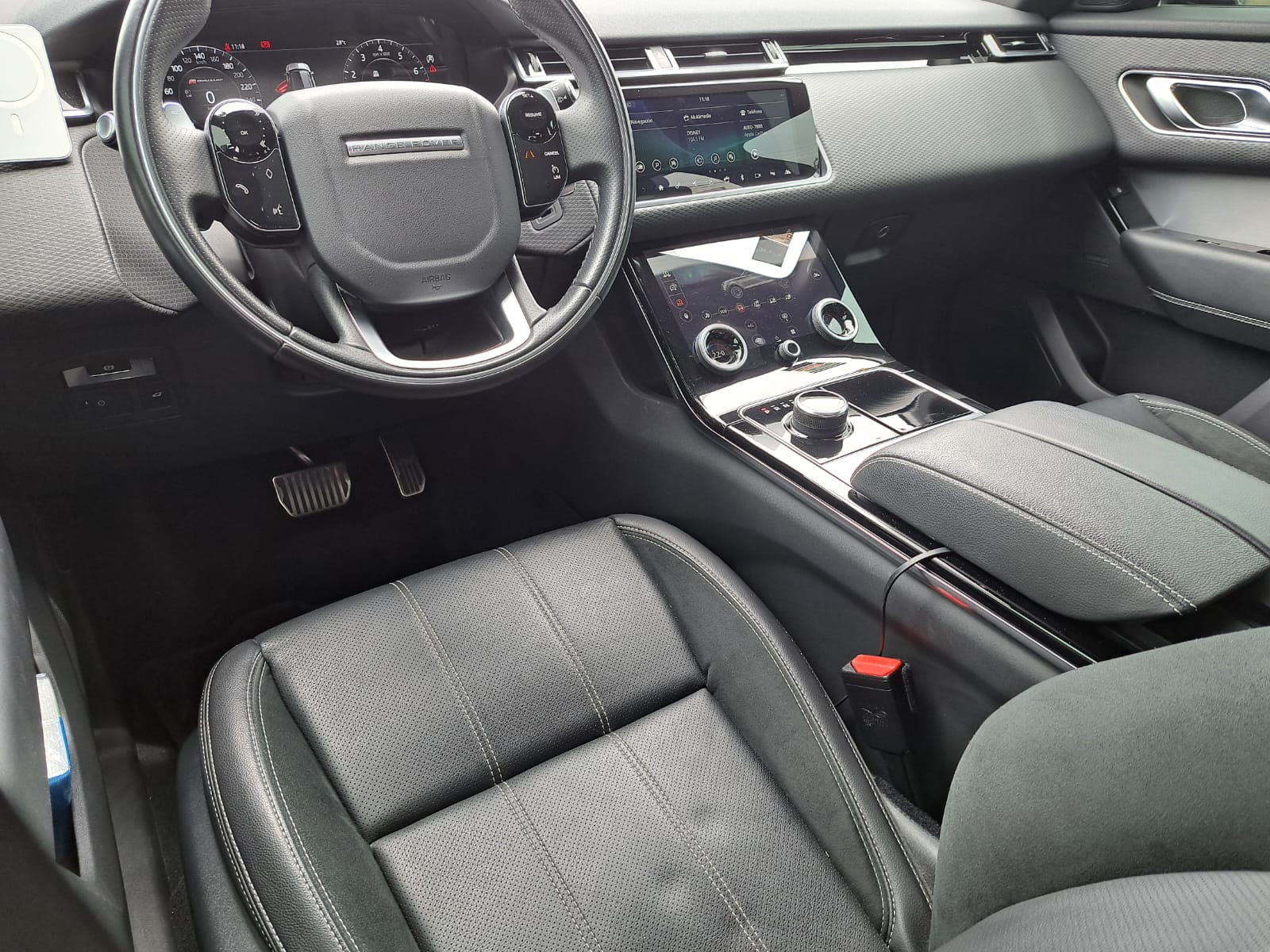 RANGE ROVER VELAR