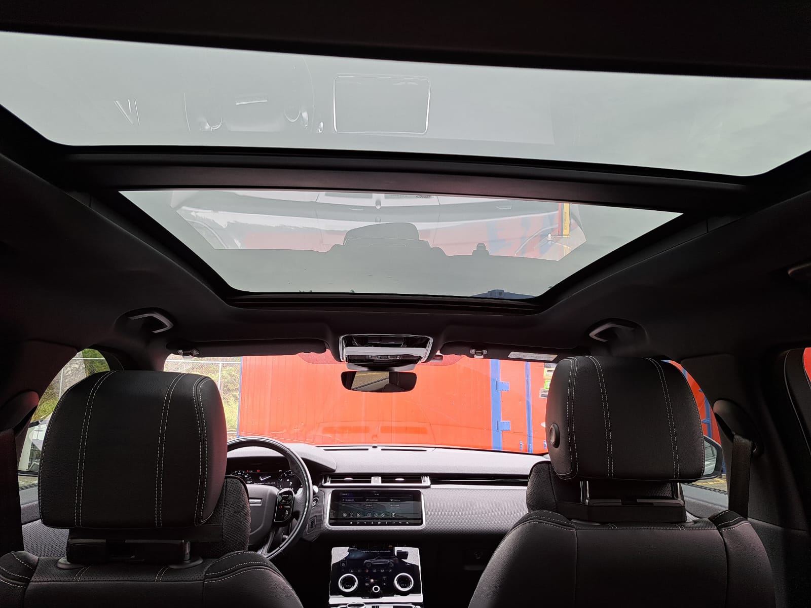 RANGE ROVER VELAR