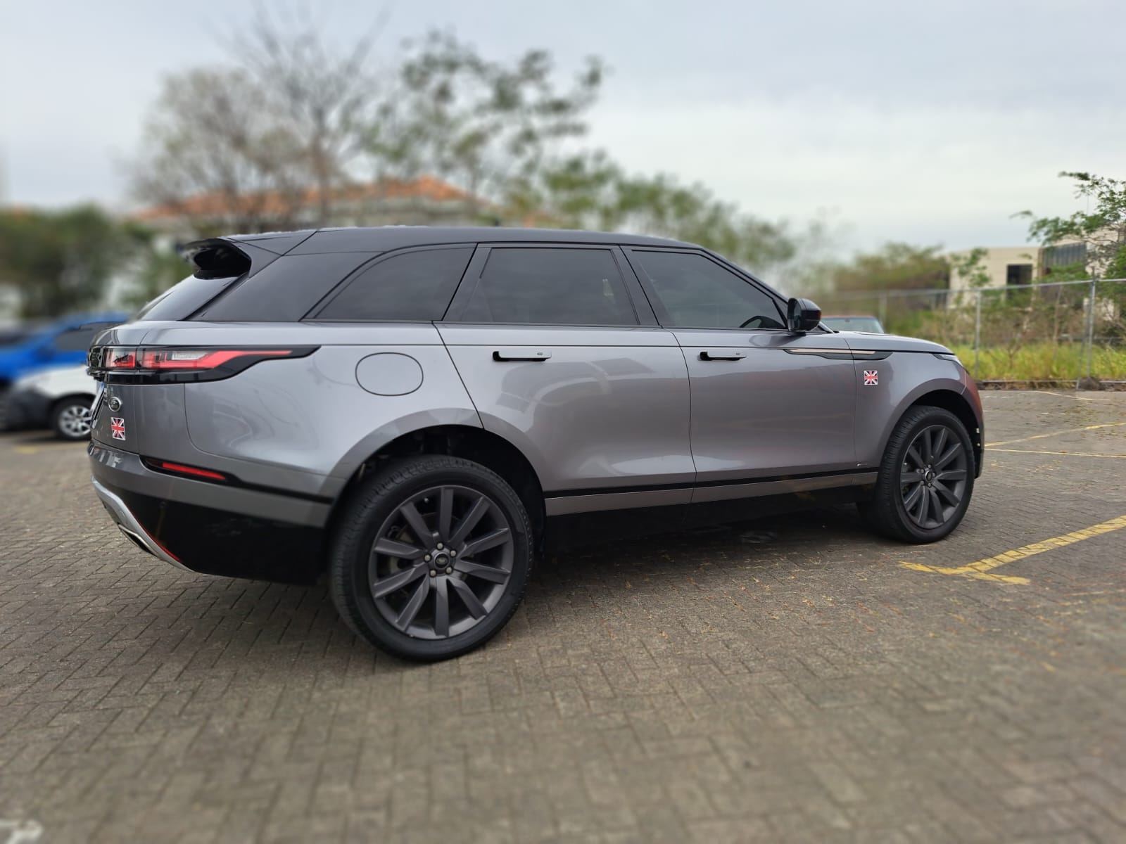 RANGE ROVER VELAR