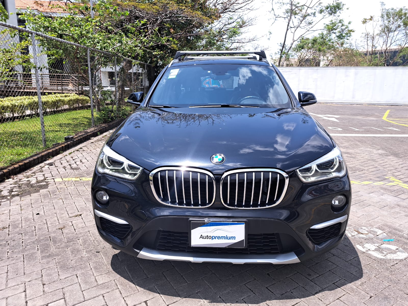 BMW X1 X-LINE