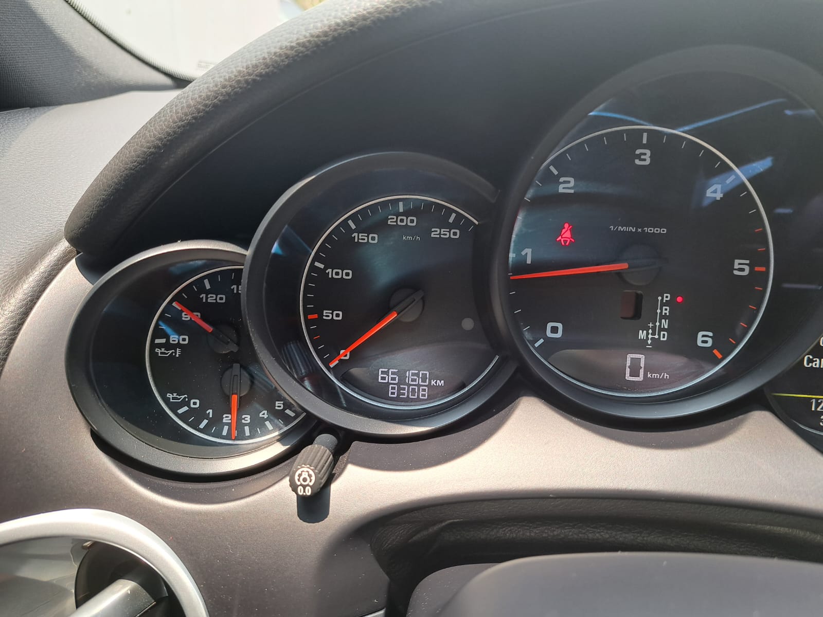 PORSCHE CAYENNE PLATINUM