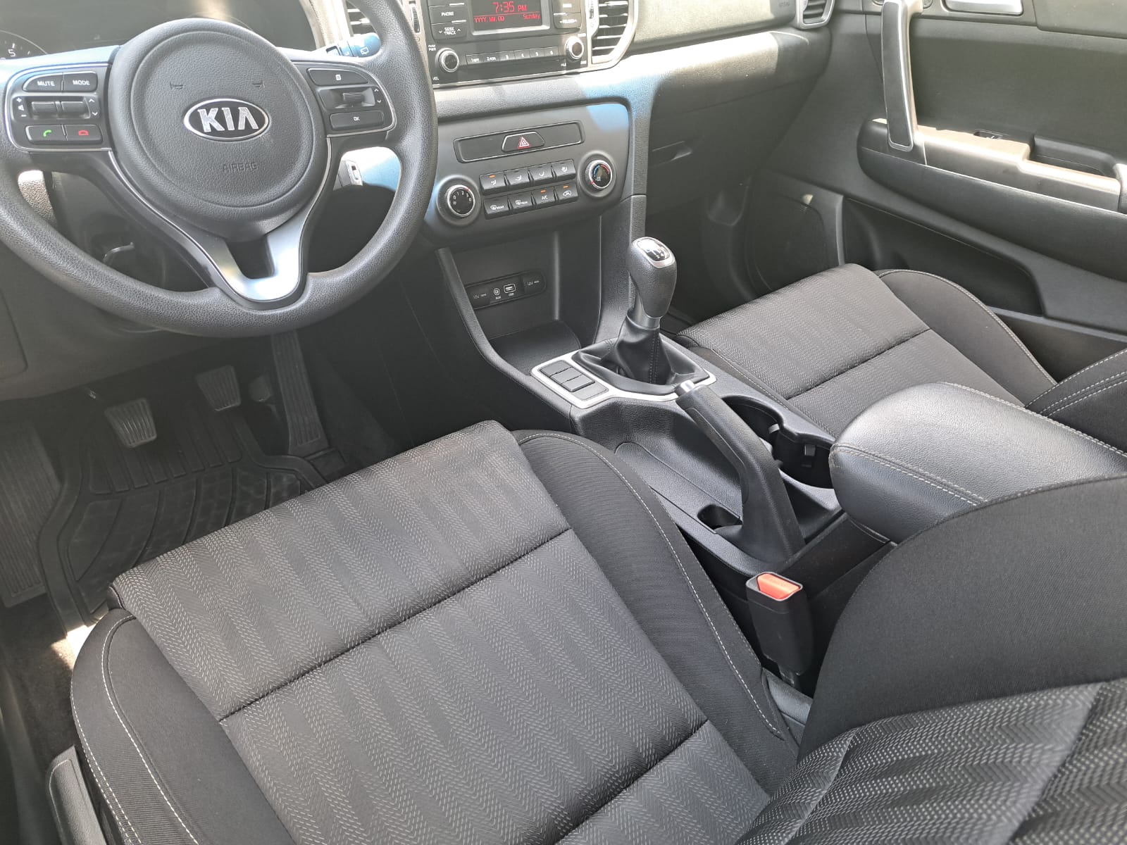 KIA SPORTAGE