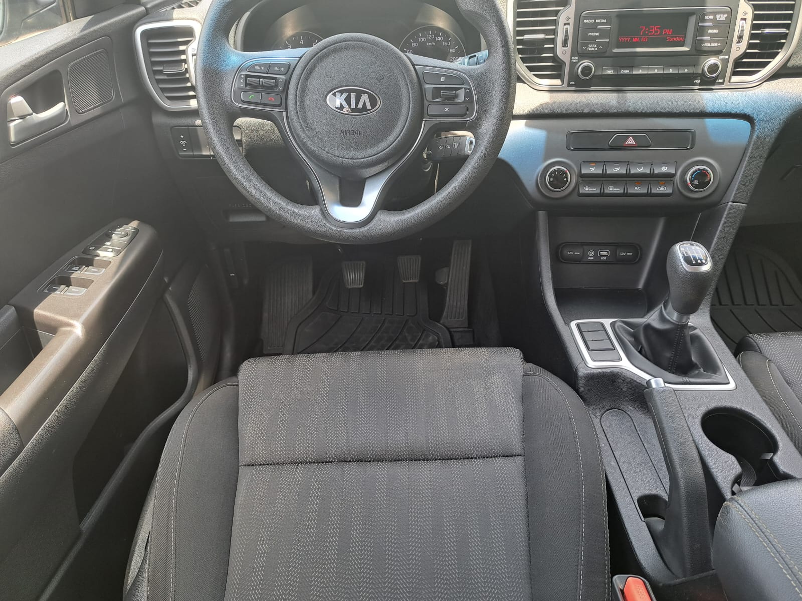 KIA SPORTAGE