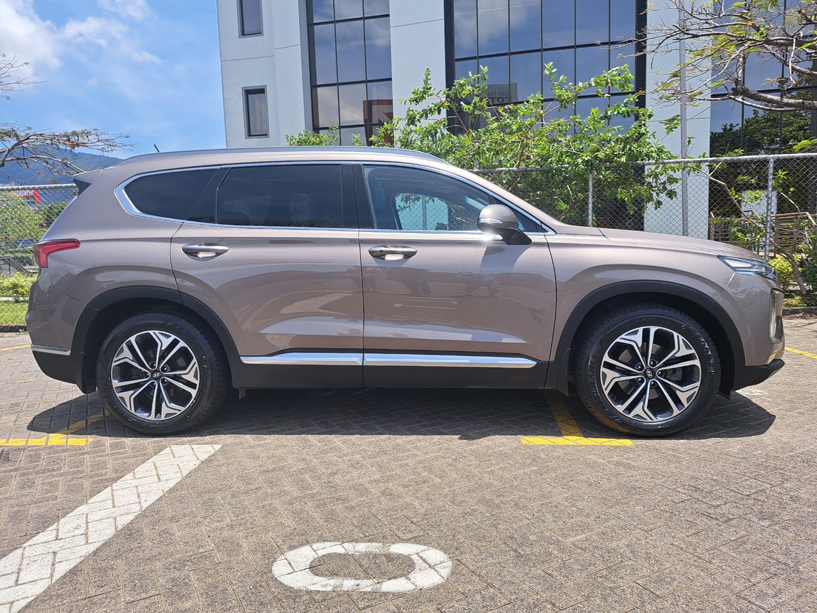 HYUNDAI SANTA FE GLS