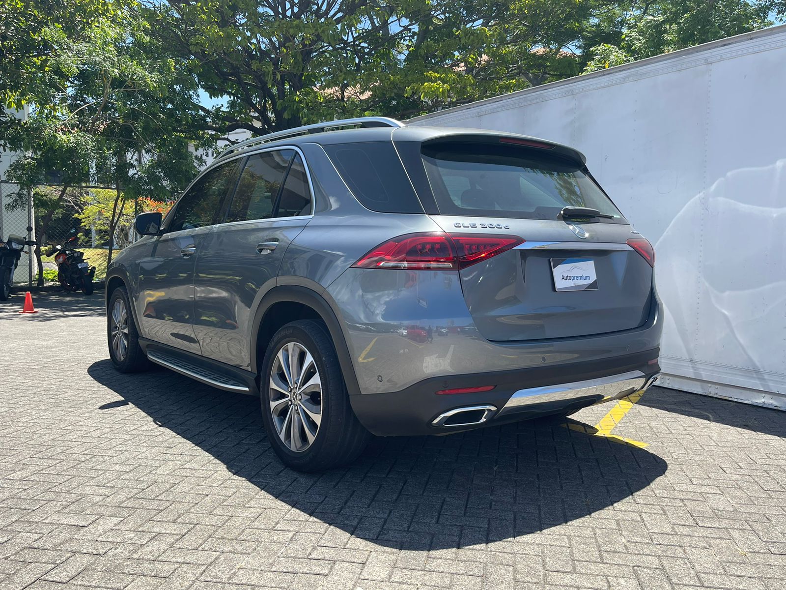 MERCEDES BENZ GLE300