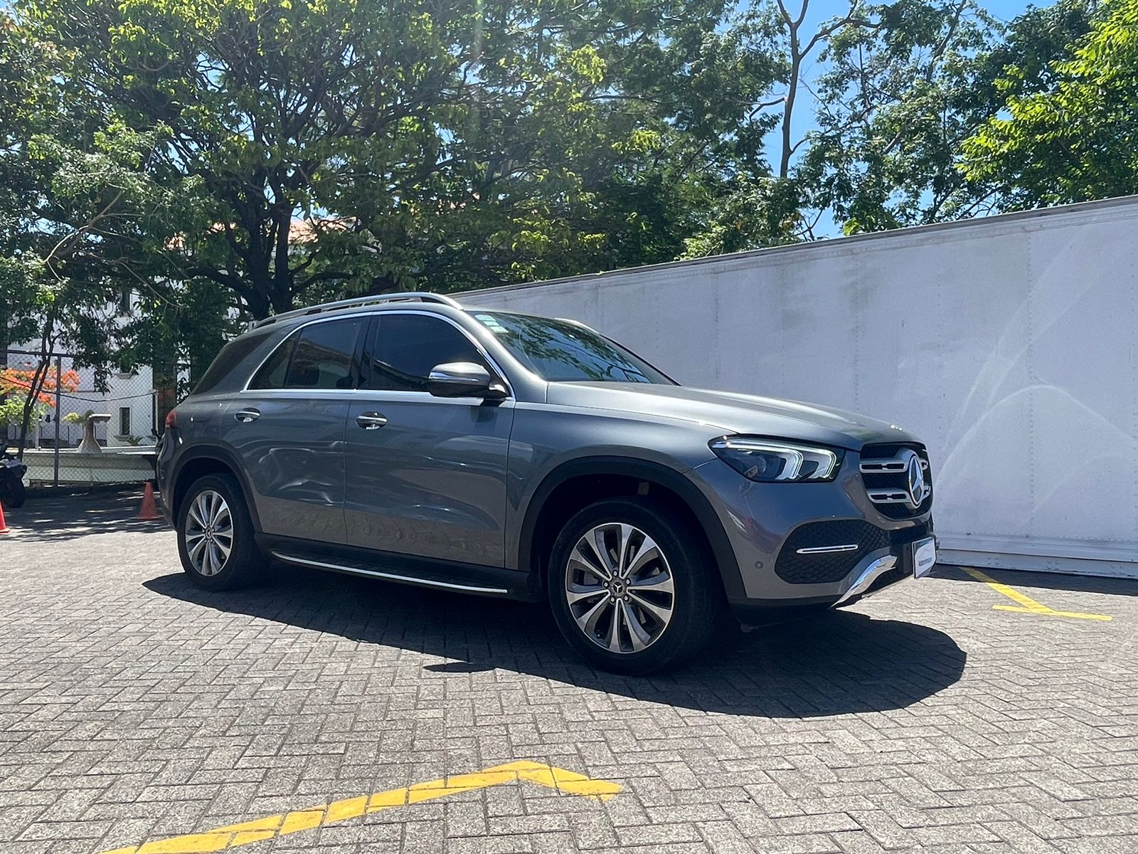 MERCEDES BENZ GLE300