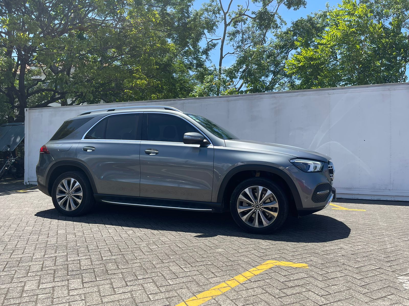 MERCEDES BENZ GLE300