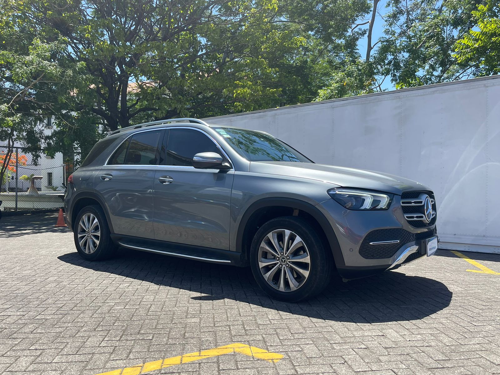 MERCEDES BENZ GLE300