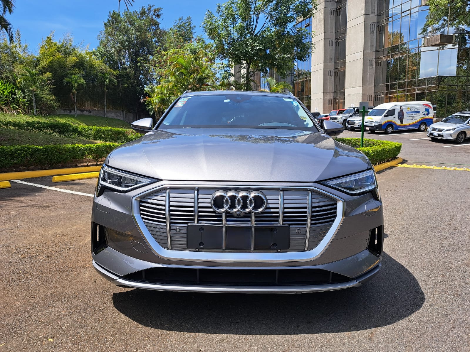 AUDI E-TRON 50 QUATTRO