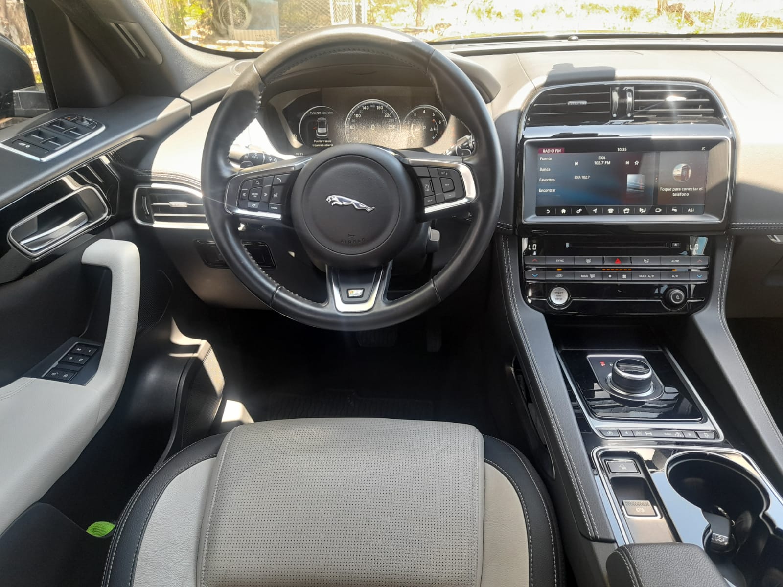 JAGUAR F PACE SPORT