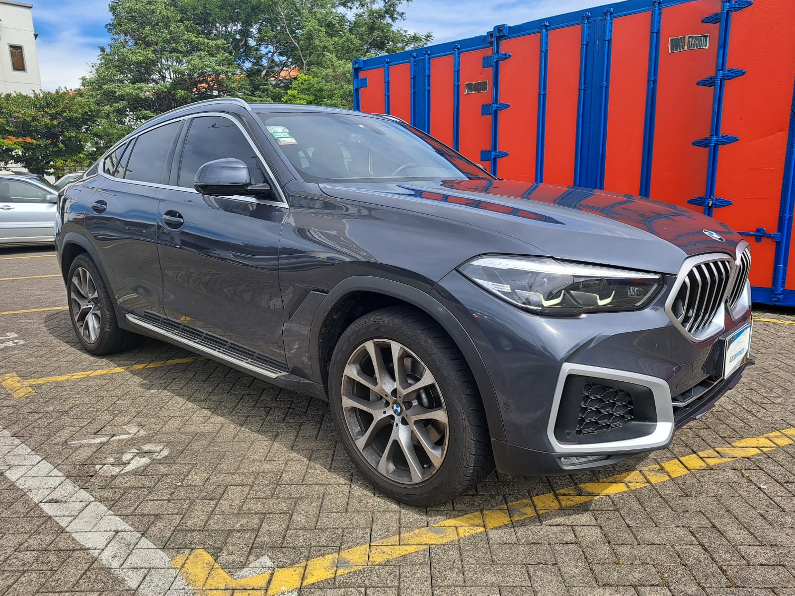 BMW X6 X-LINE