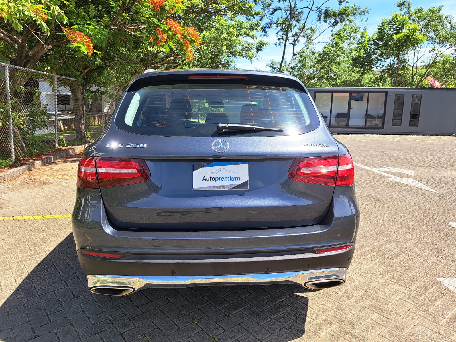 MERCEDES BENZ GLC250