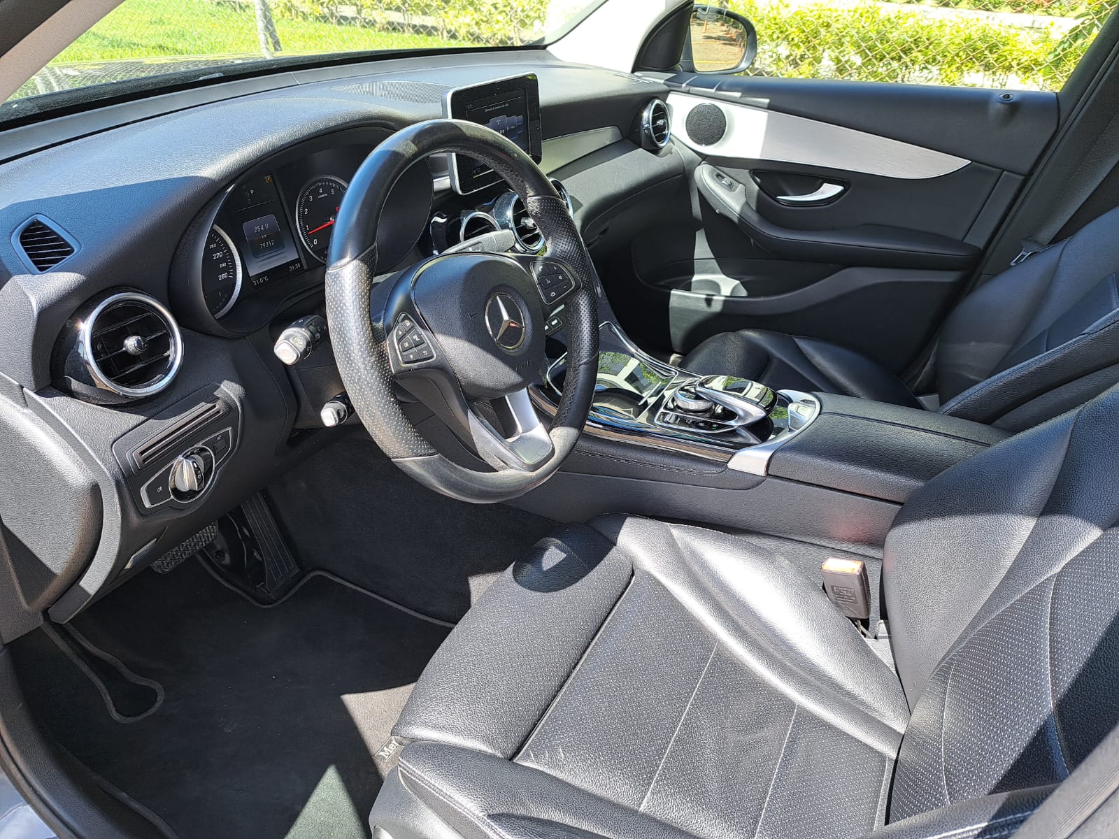 MERCEDES BENZ GLC250