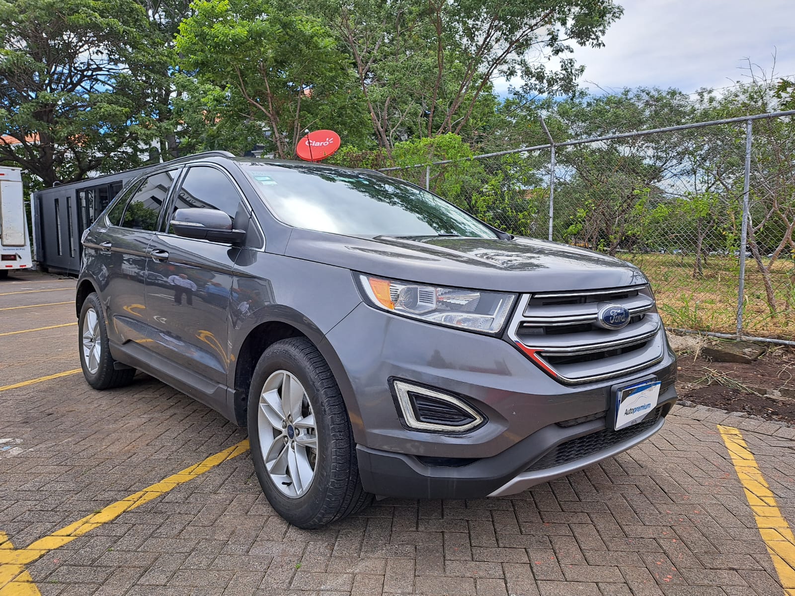 FORD EDGE SEL