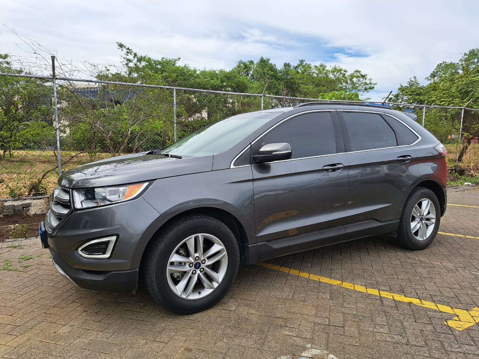 FORD EDGE SEL