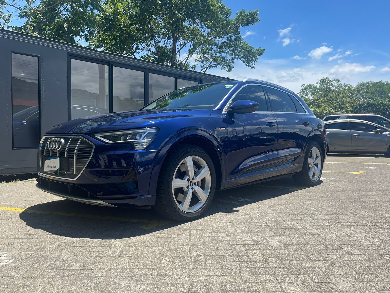 AUDI E-TRON 50 QUATTRO