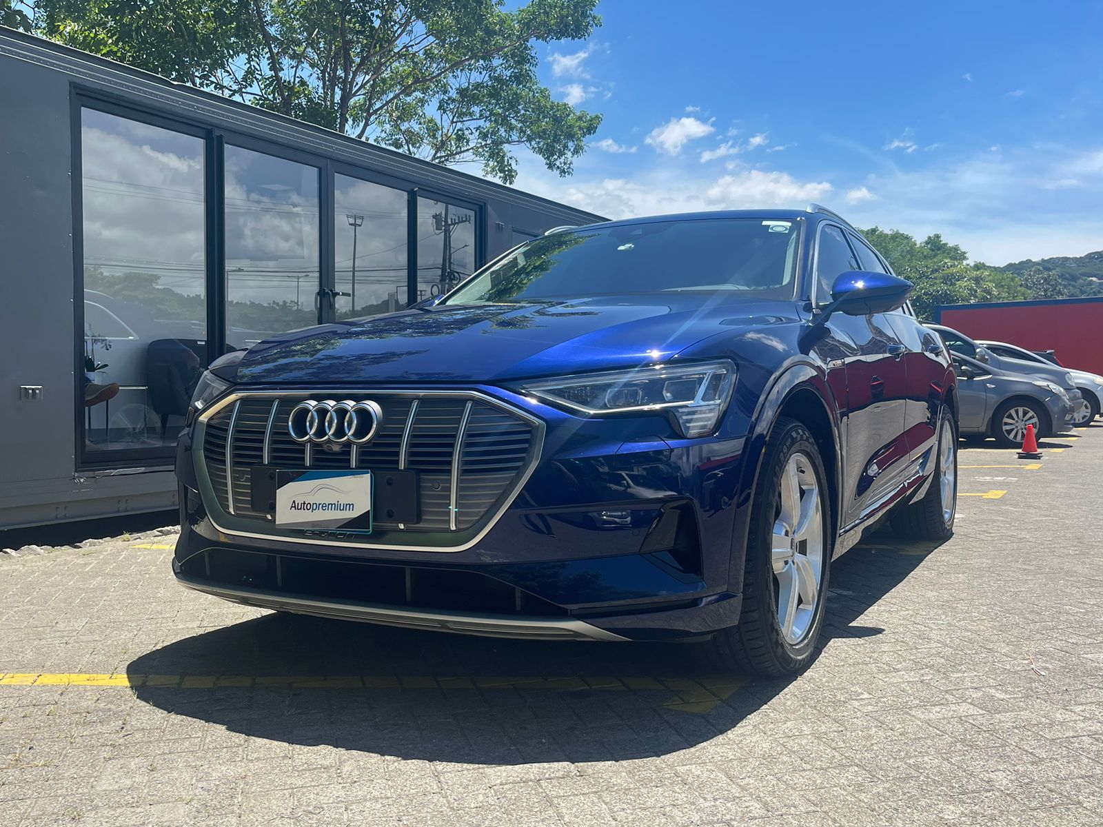 AUDI E-TRON 50 QUATTRO