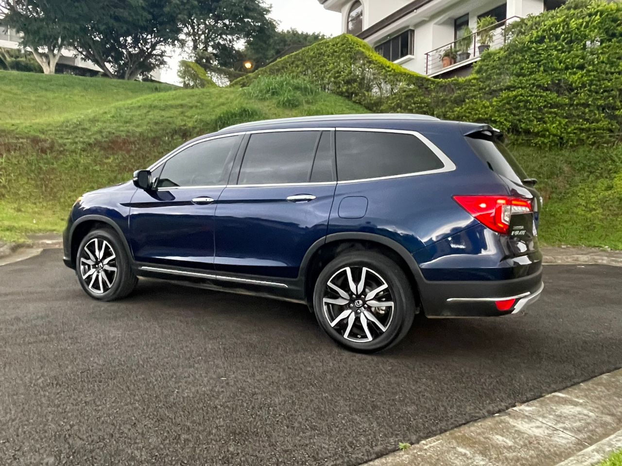 HONDA PILOT ELITE