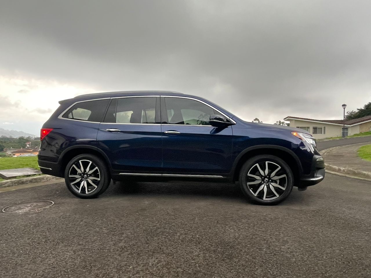 HONDA PILOT ELITE