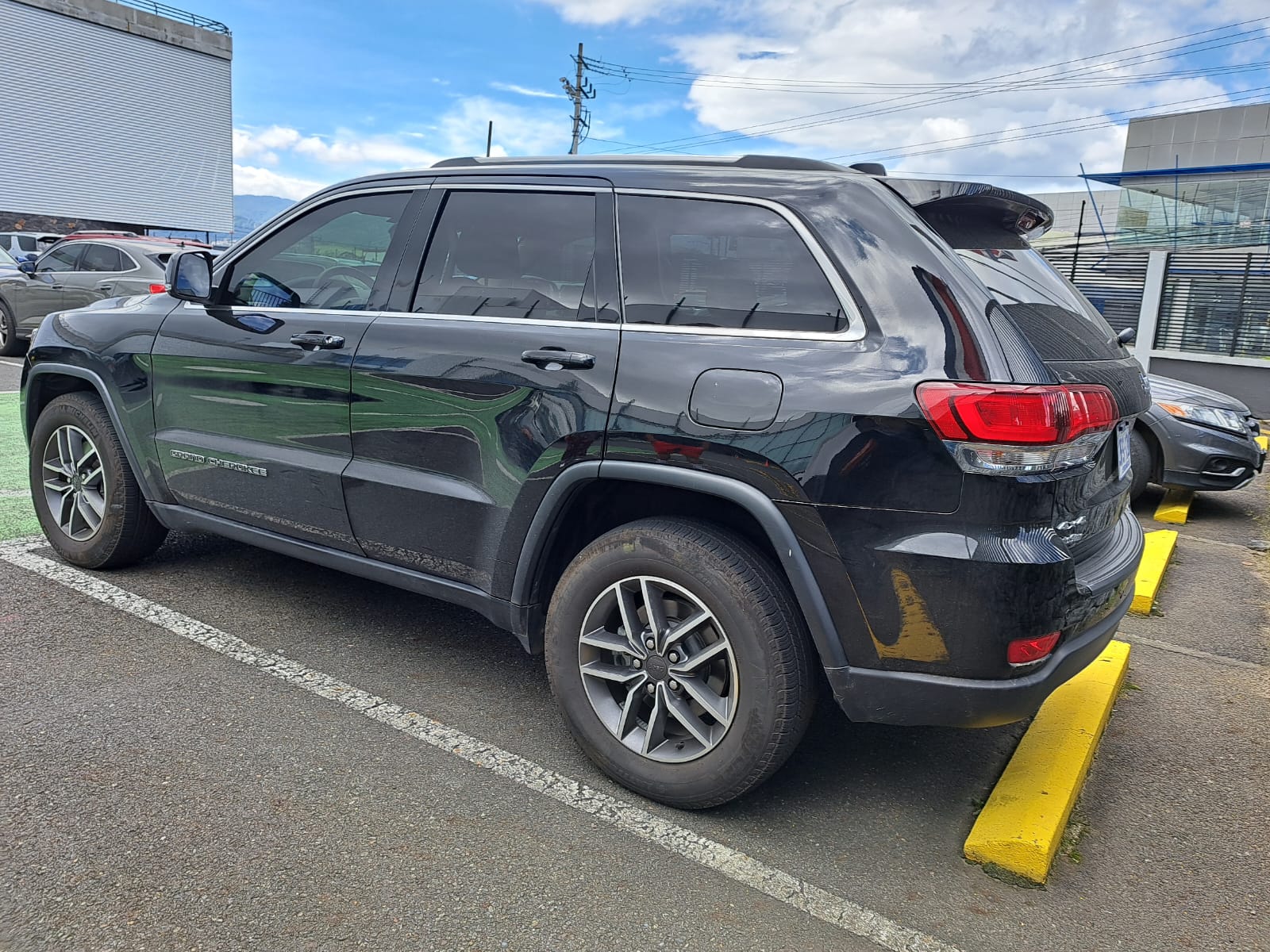 JEEP LAREDO