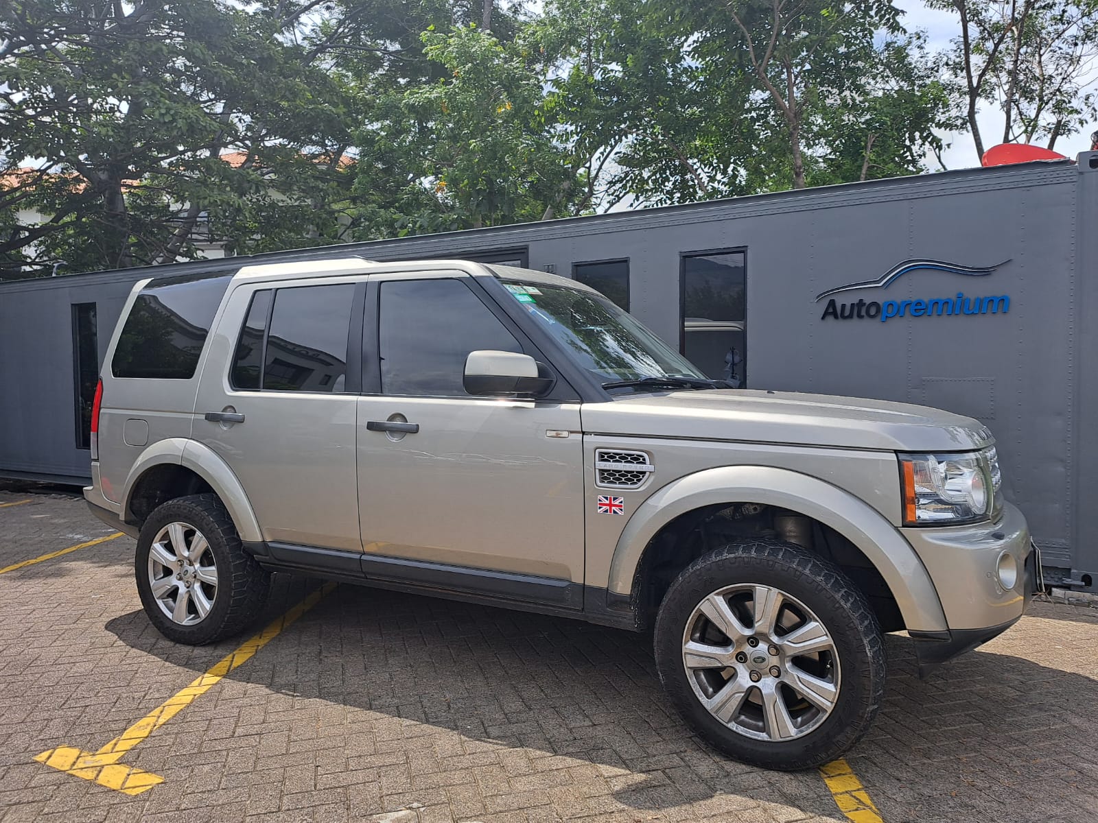 DISCOVERY 4 HSE