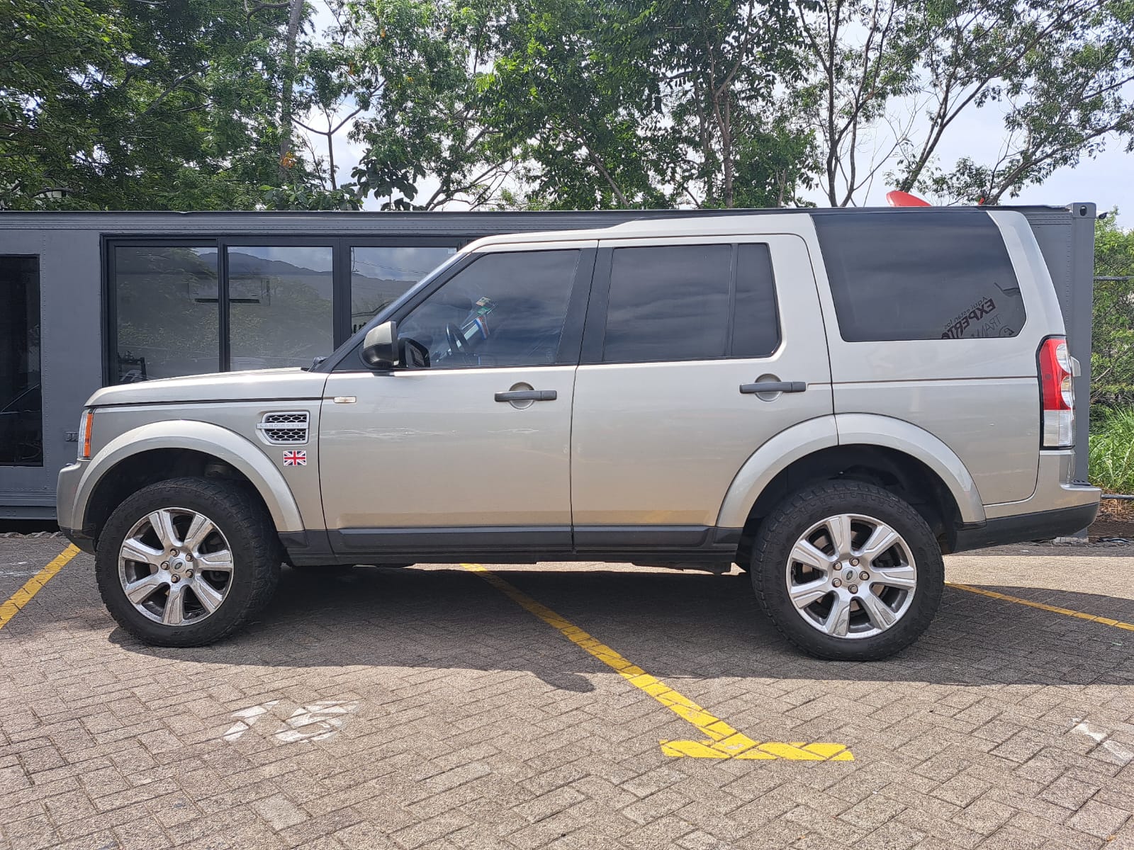 DISCOVERY 4 HSE