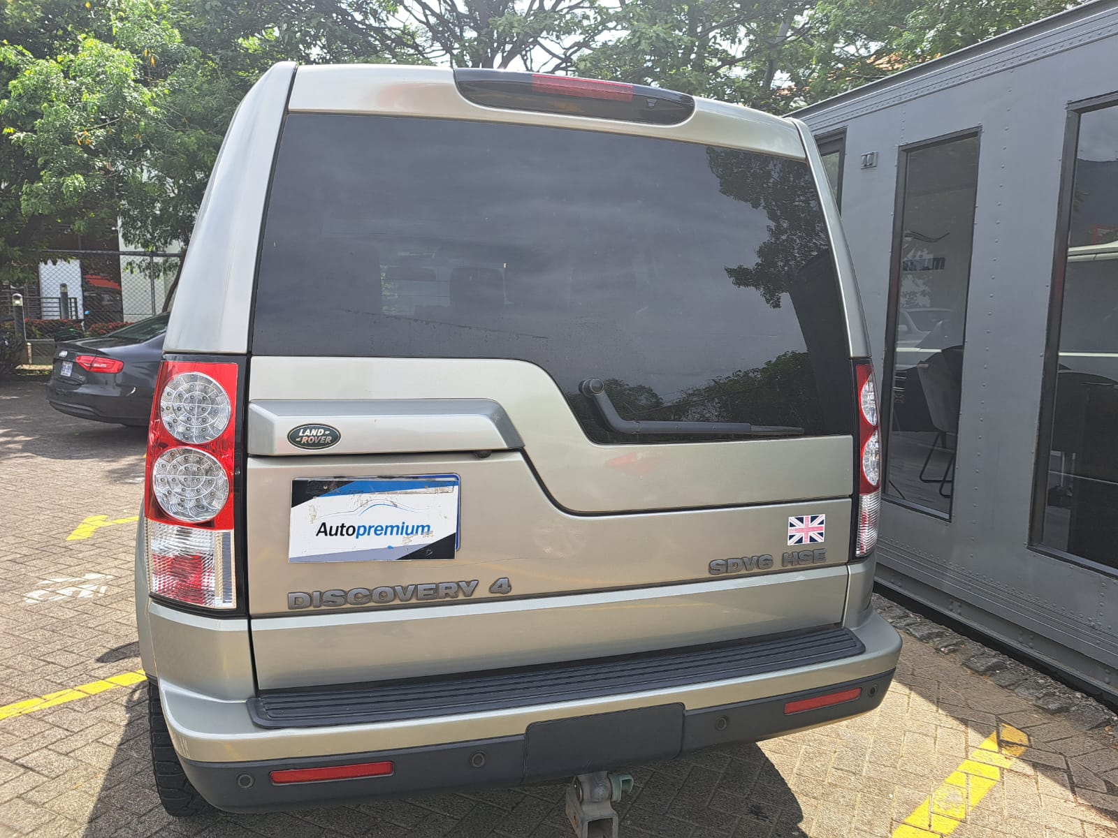 DISCOVERY 4 HSE