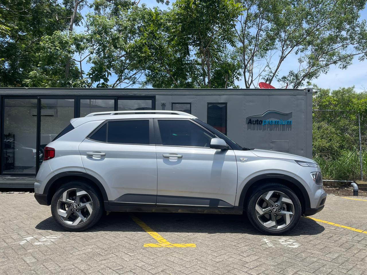 HYUNDAI VENUE GL