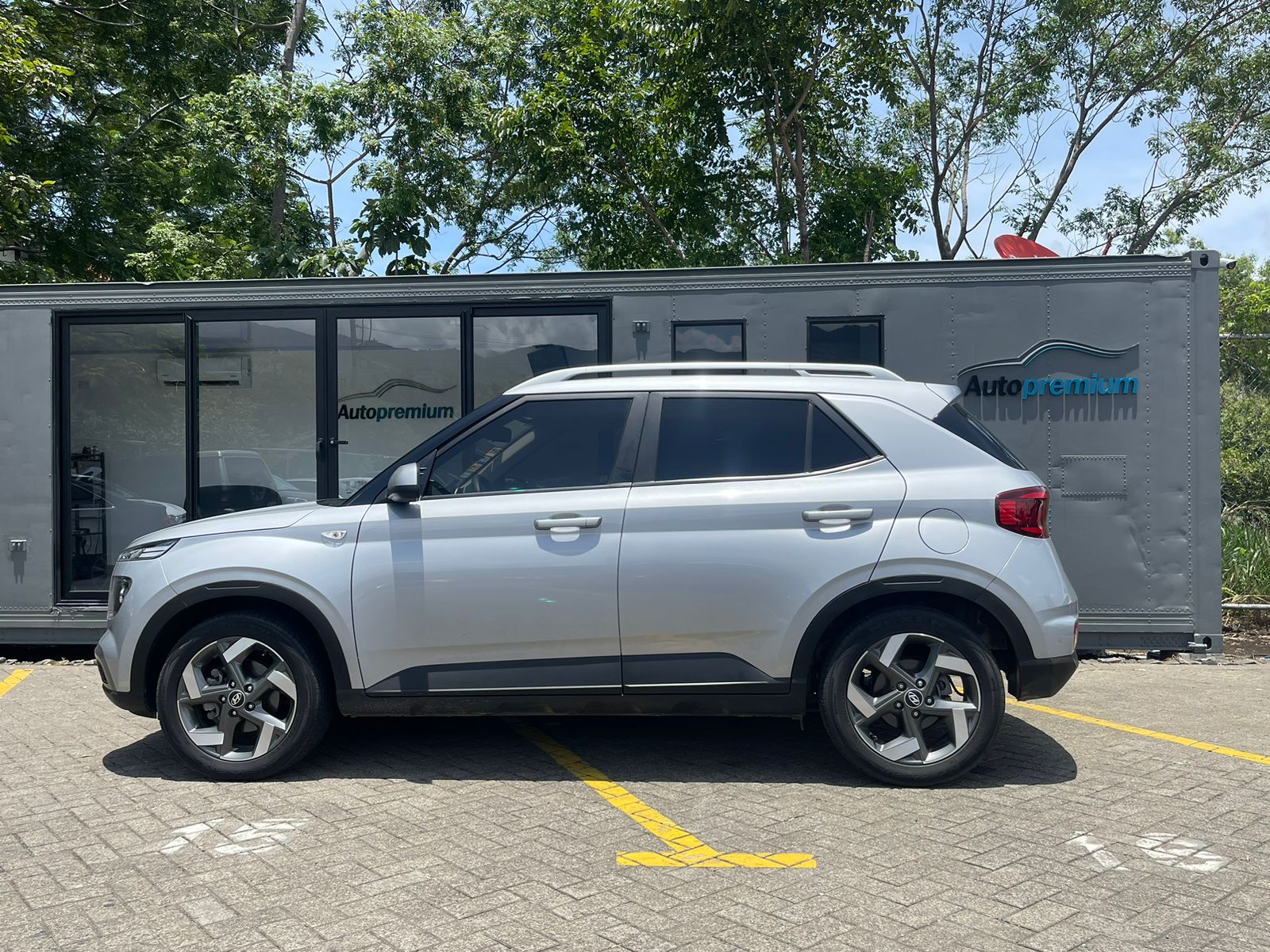 HYUNDAI VENUE GL