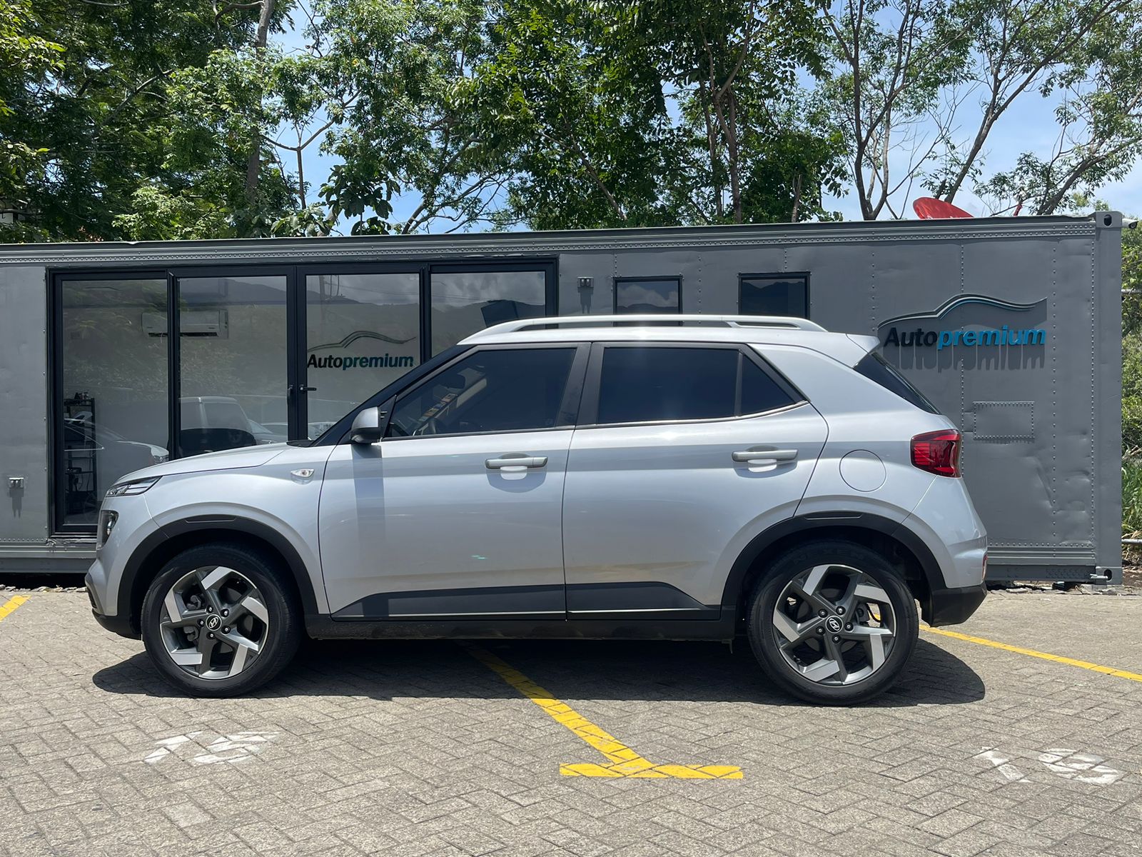 HYUNDAI VENUE GL