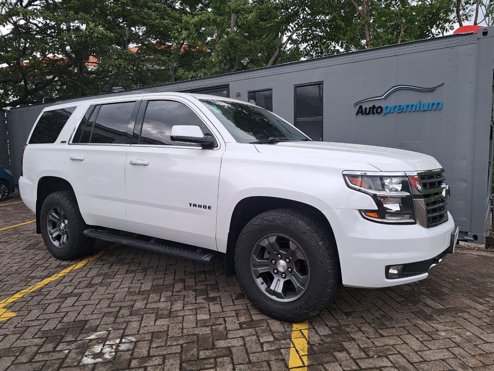 CHEVROLET TAHOE Z71
