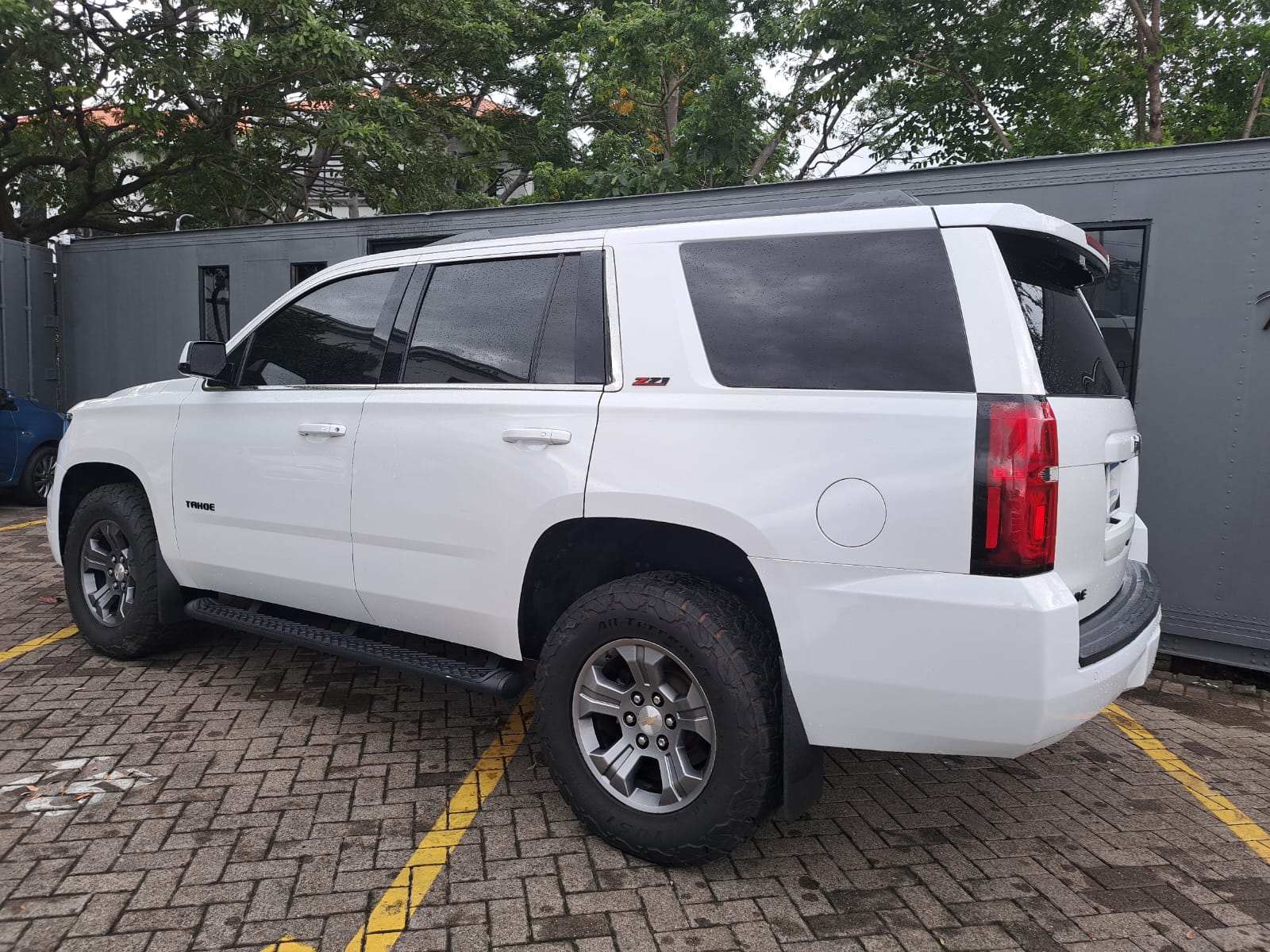CHEVROLET TAHOE Z71