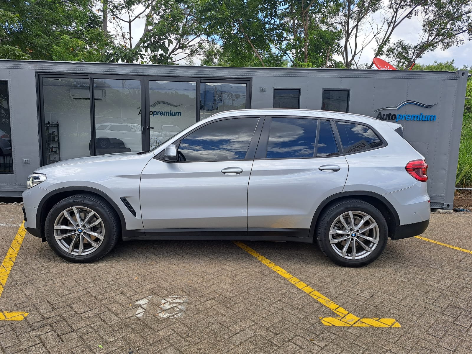 BMW X3 X-DRIVE