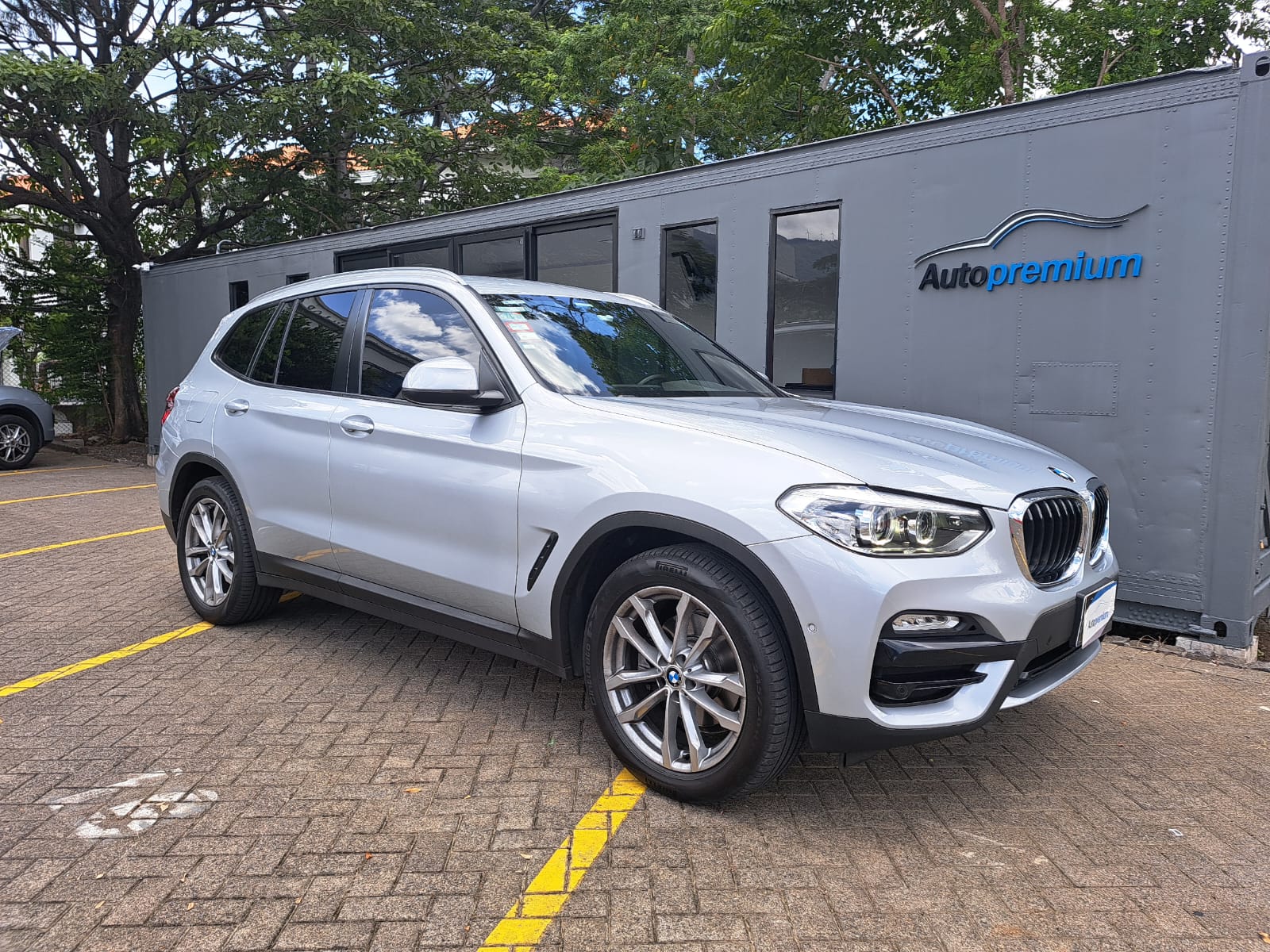 BMW X3 X-DRIVE
