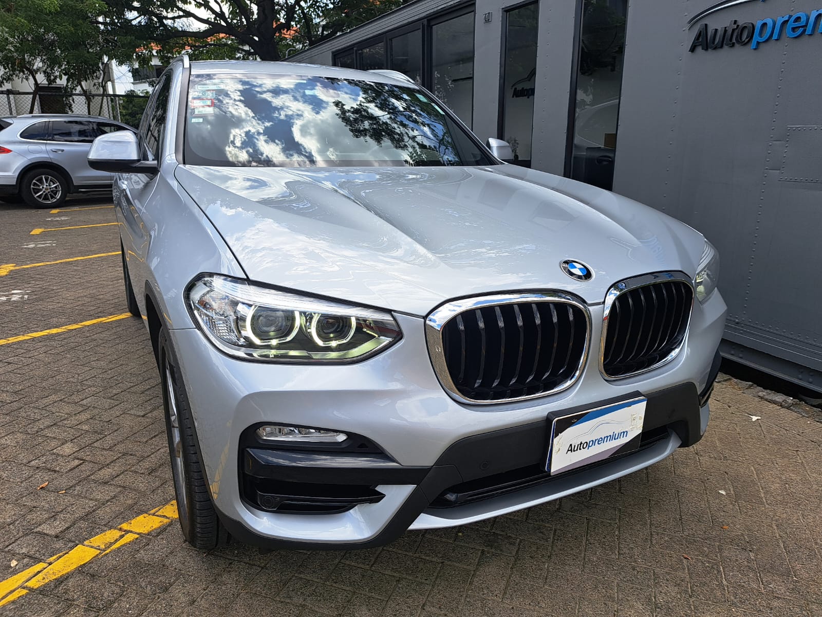 BMW X3 X-DRIVE