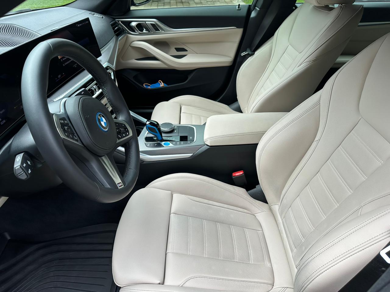 BMW i4 40 PAQ M