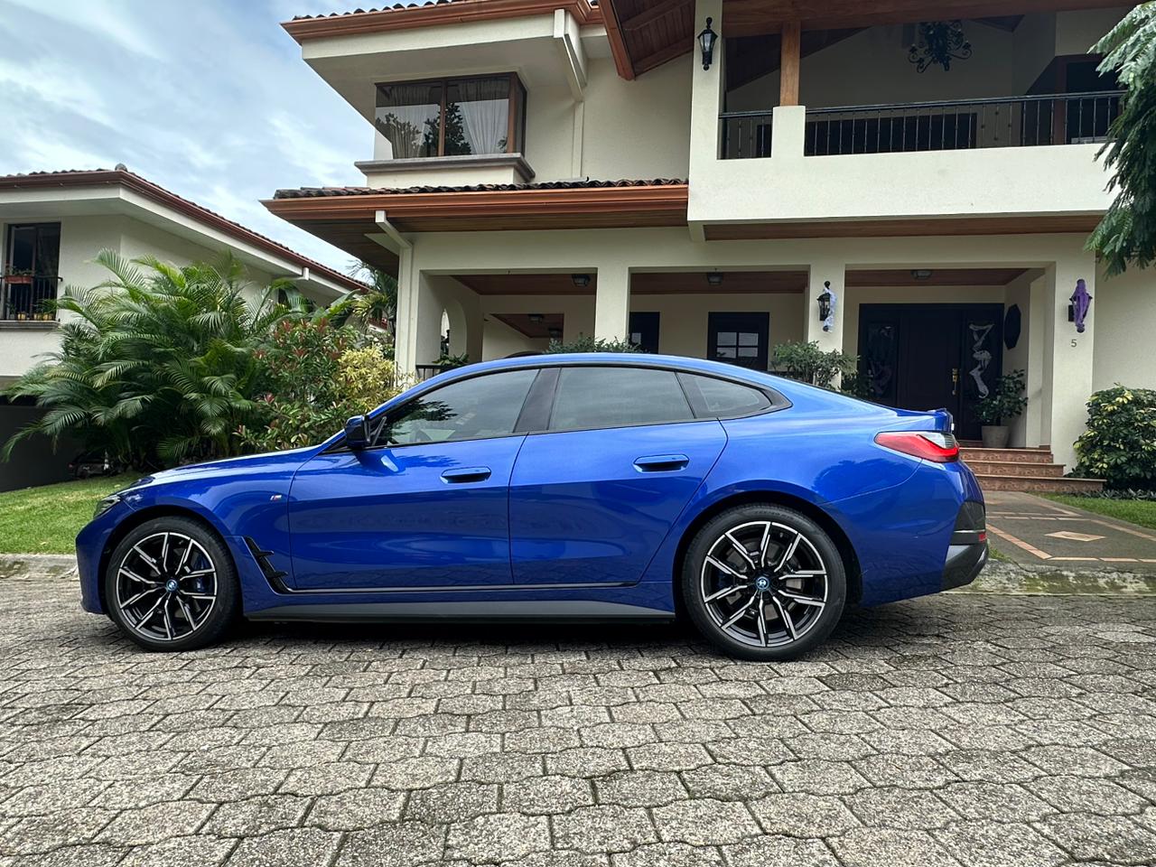 BMW i4 40 PAQ M