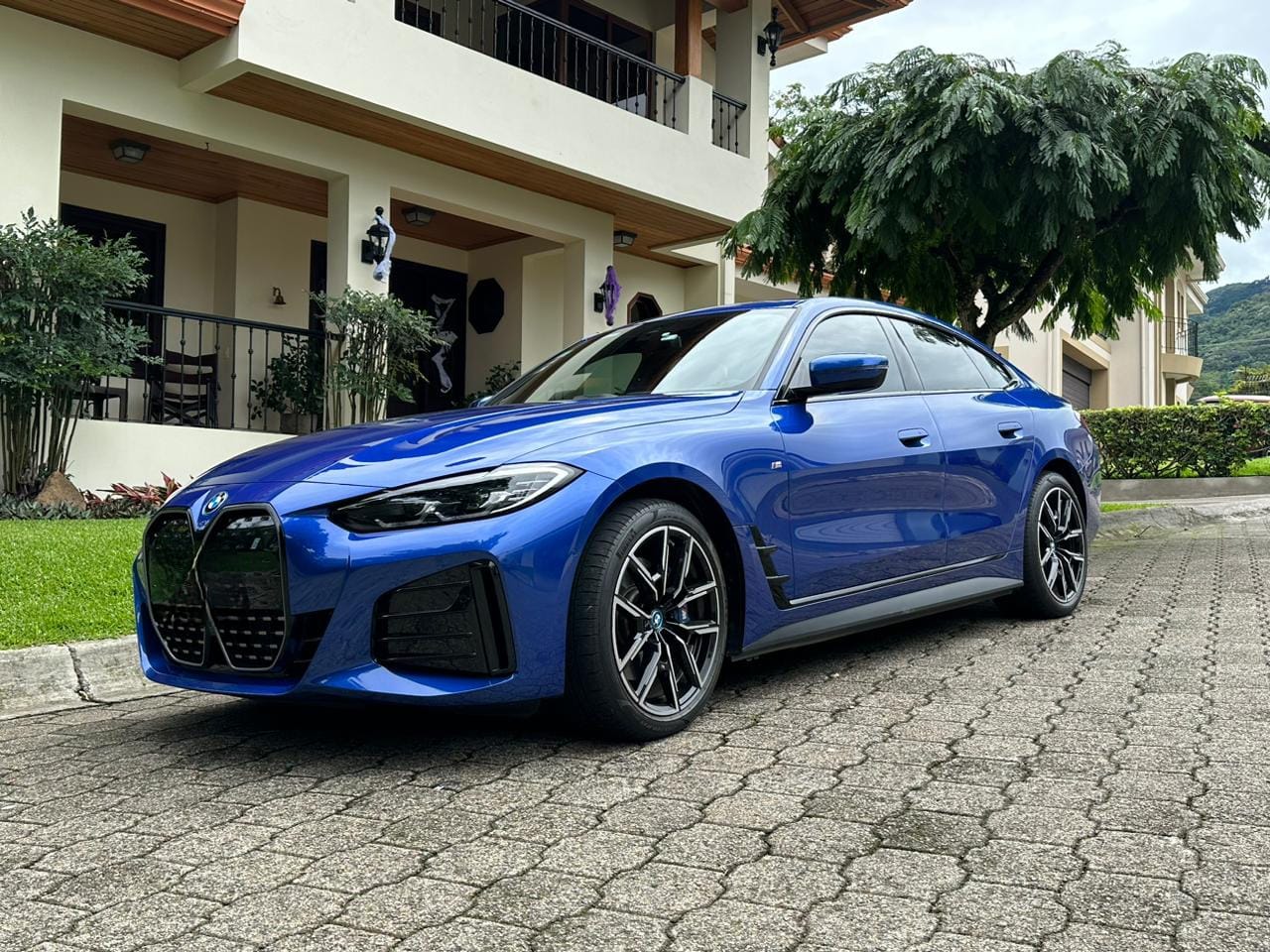 BMW i4 40 PAQ M