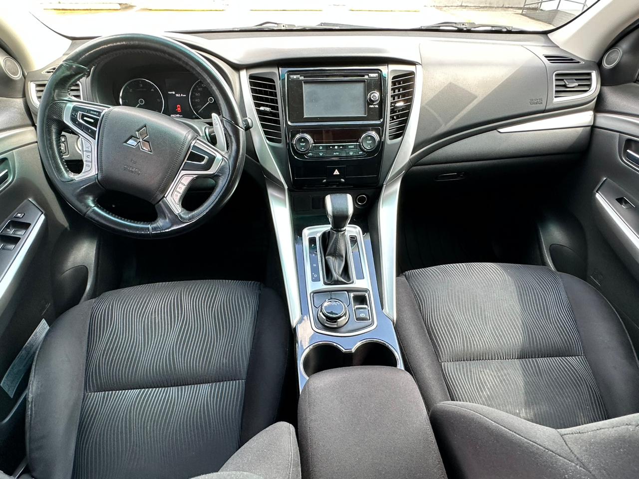 MITSUBISCHI MONTERO SPORT
