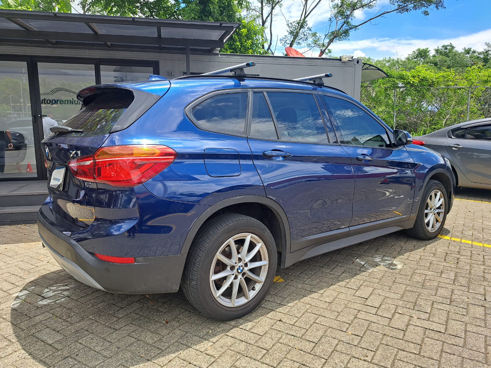 BMW X1