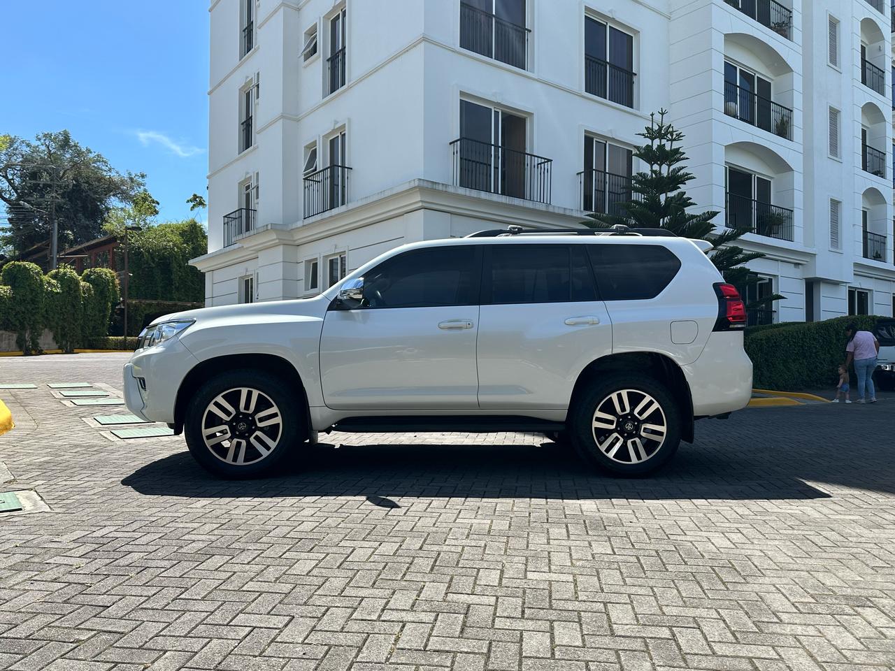 LAND CRUISER PRADO TX-L