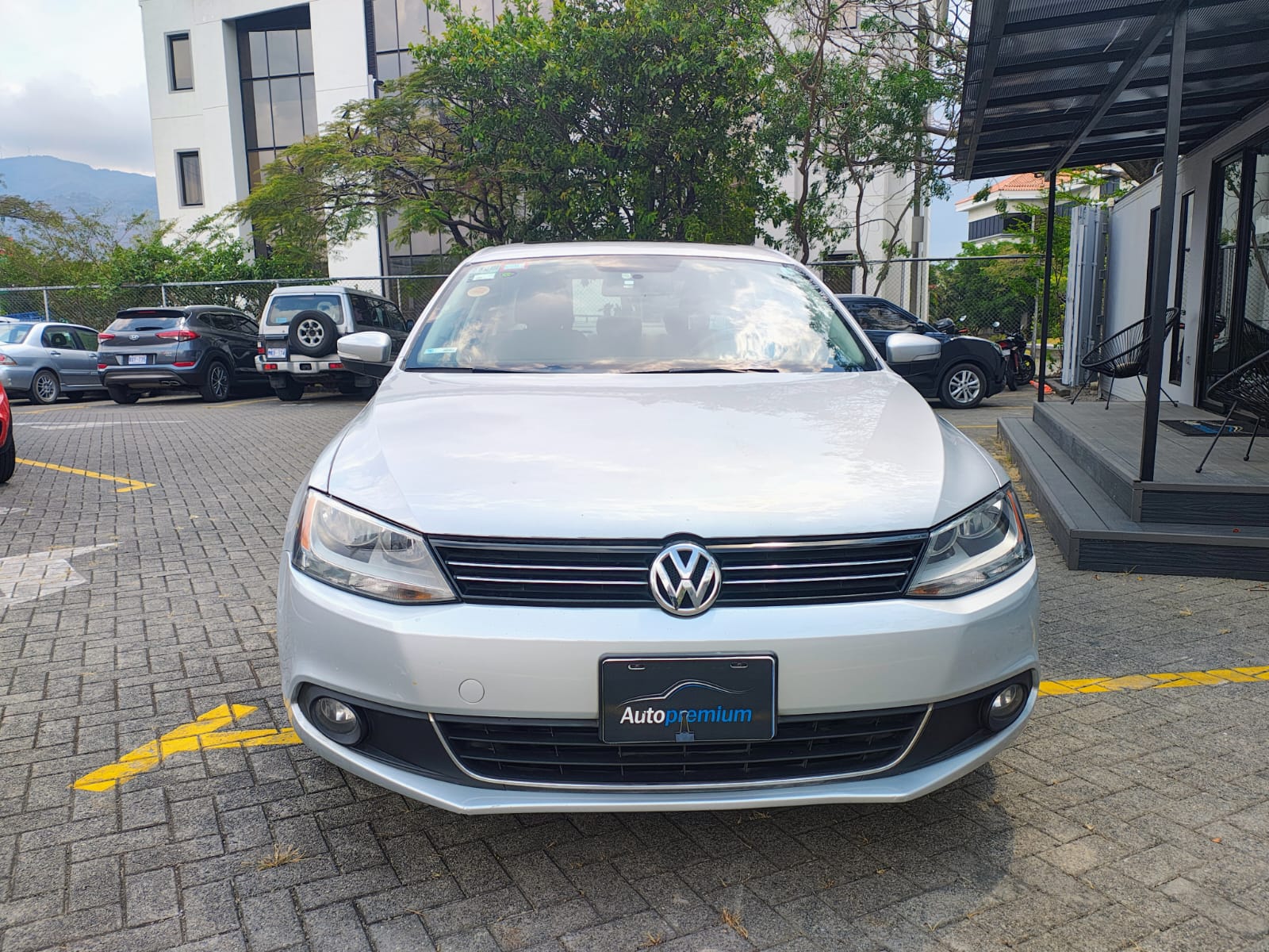 WOLKSWAGEN JETTA MK6