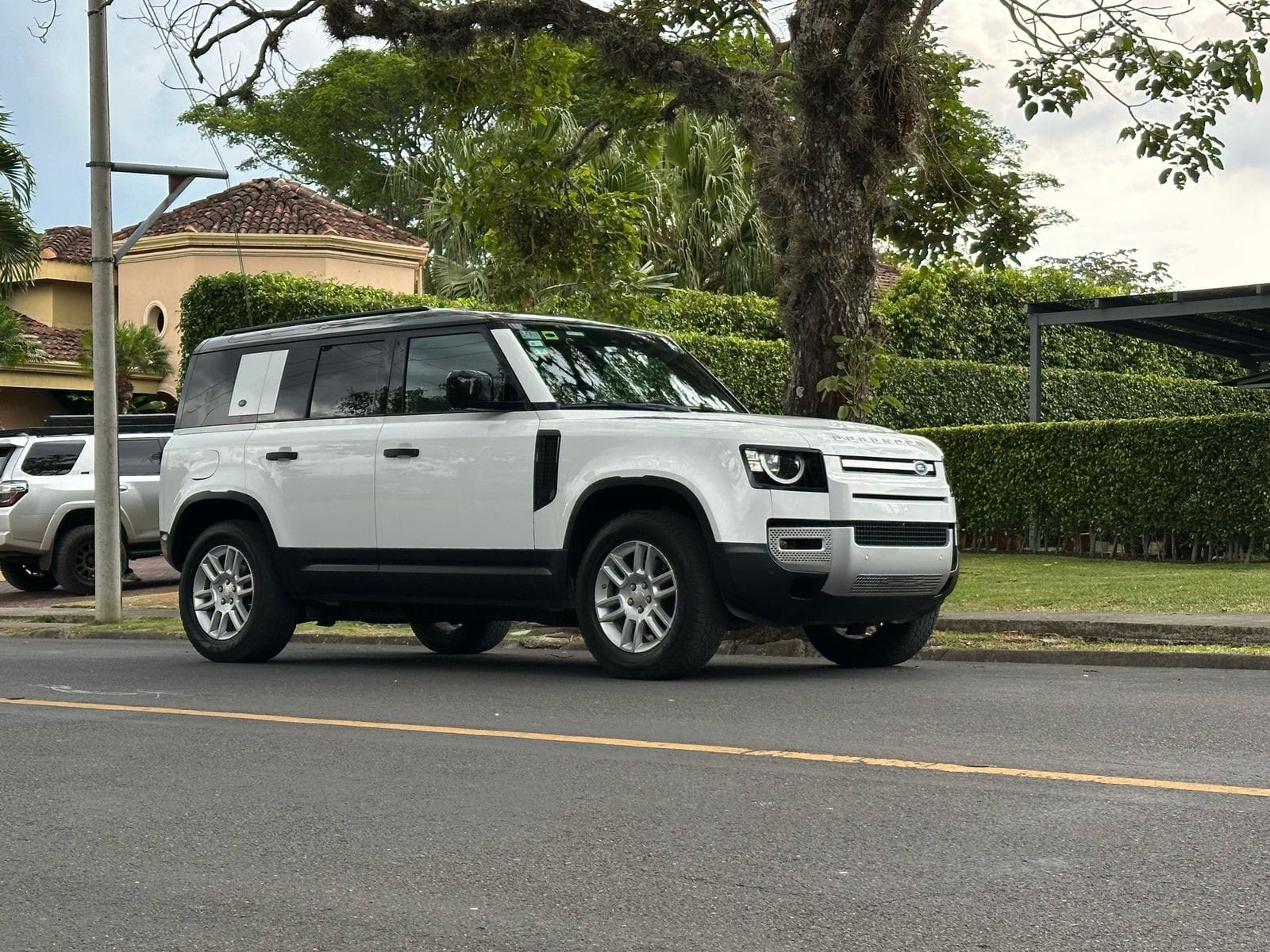 DEFENDER S P300