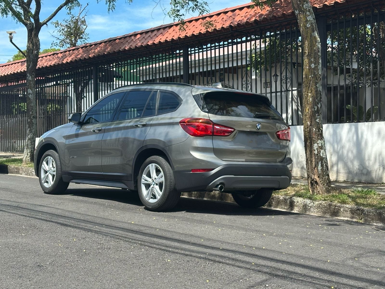 BMW X1